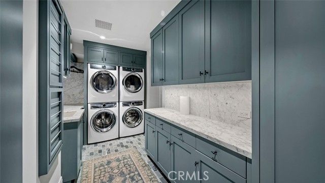 27 Emerald Bay, Laguna Beach, CA 92651