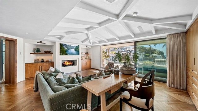 27 Emerald Bay, Laguna Beach, CA 92651