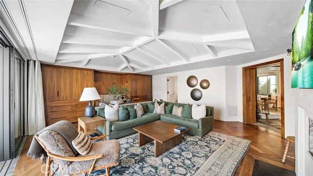 27 Emerald Bay, Laguna Beach, CA 92651