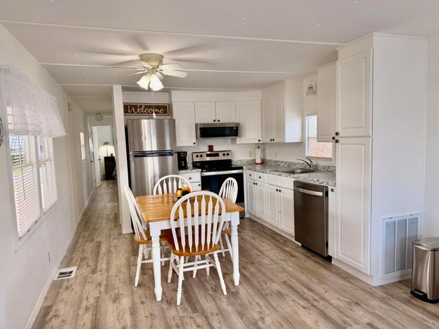 1601 Us Highway 441 Highway SE 108, Okeechobee, FL 34974