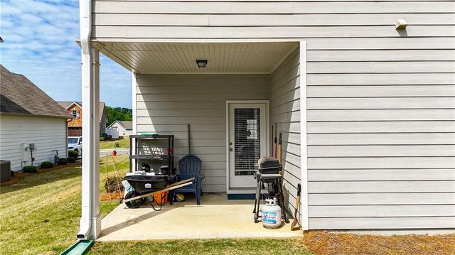 103 Willowbrook Court, Calhoun, GA 30701