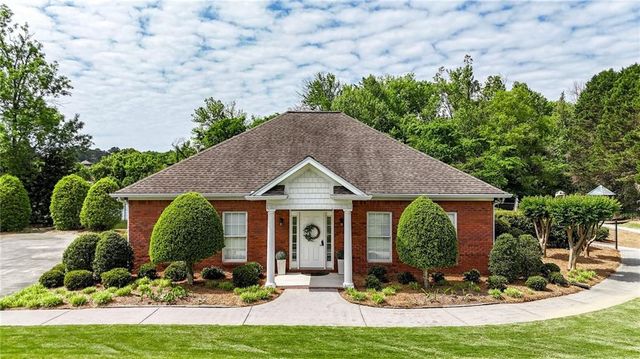 103 Willowbrook Court, Calhoun, GA 30701