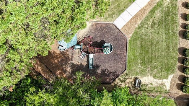 103 Willowbrook Court, Calhoun, GA 30701