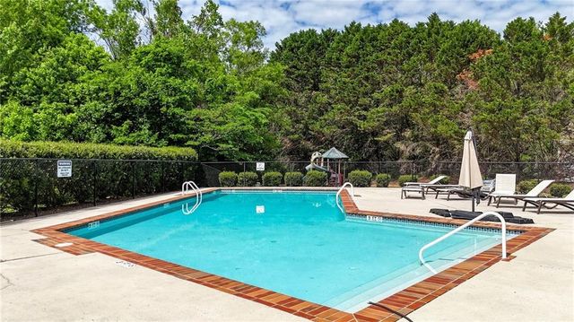 103 Willowbrook Court, Calhoun, GA 30701