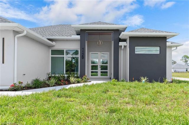 1129 Jacaranda PKWY E, Cape Coral, FL 33909