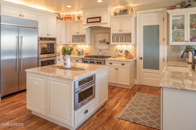 6090 Rock Creek Court, Reno, NV 89511