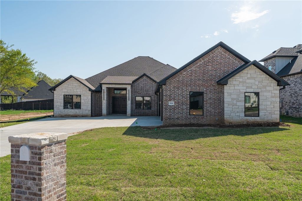 9114 Astoria Trail, Fort Smith, AR 72916