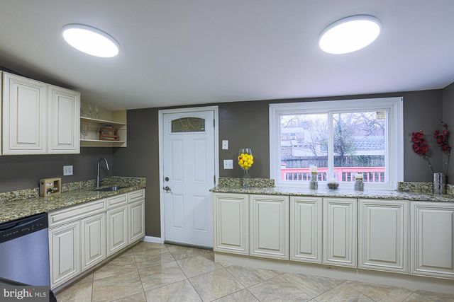 2507 TANEY RD, Baltimore, MD 21209