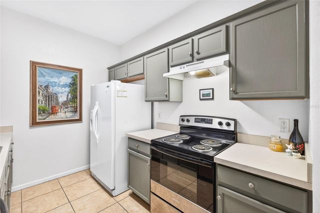 6214 STEVENSON DRIVE 305, Orlando, FL 32835