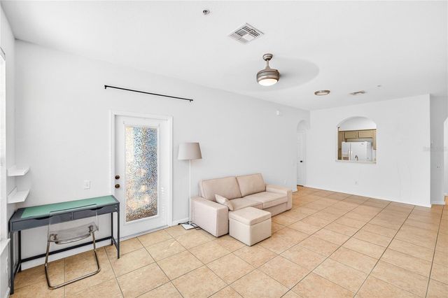 6214 STEVENSON DRIVE 305, Orlando, FL 32835