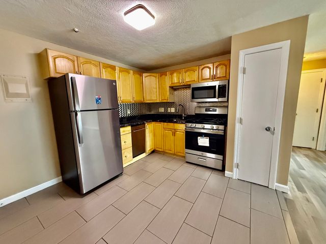 5 Kenmar Drive 7, Billerica, MA 01821
