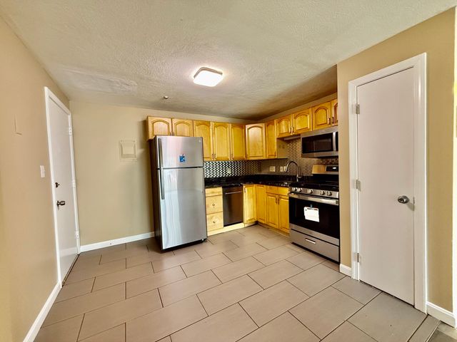 5 Kenmar Drive 7, Billerica, MA 01821