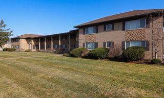 2311 Walton Boulevard unit 42, Rochester Hills, MI 48309