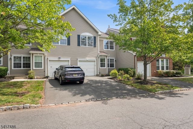 353 Cynthia Ln, Bridgewater Twp., NJ 08807