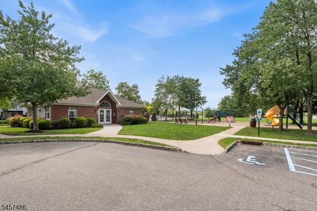 353 Cynthia Ln, Bridgewater Twp., NJ 08807
