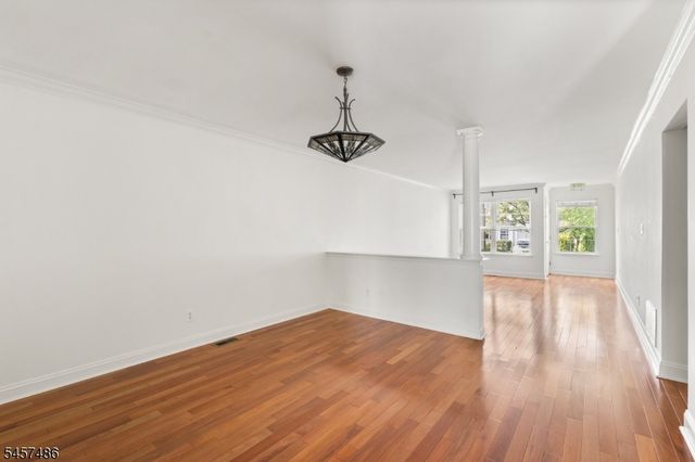 353 Cynthia Ln, Bridgewater Twp., NJ 08807