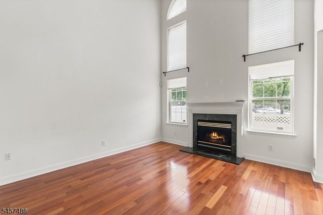 353 Cynthia Ln, Bridgewater Twp., NJ 08807