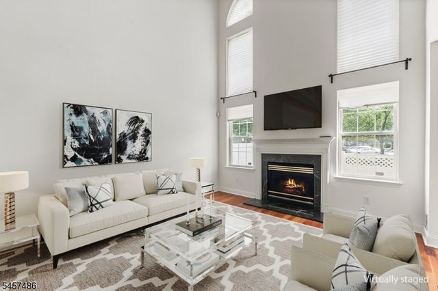 353 Cynthia Ln, Bridgewater Twp., NJ 08807