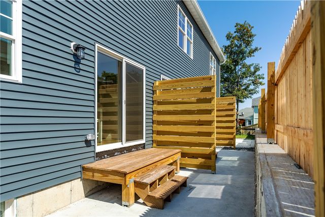 402 Juniper Street, East Providence, RI 02914