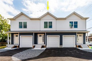 402 Juniper Street, East Providence, RI 02914