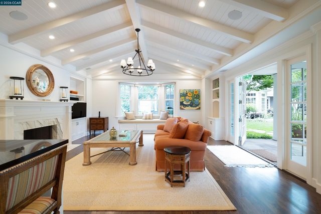 3937 Happy Valley Rd., Lafayette, CA 94549