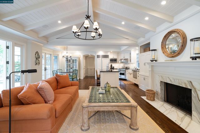 3937 Happy Valley Rd., Lafayette, CA 94549