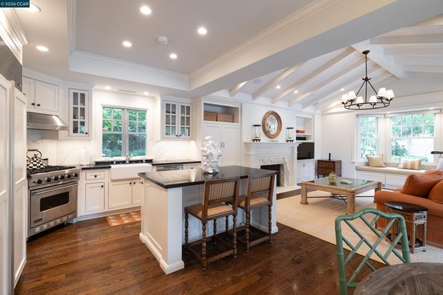 3937 Happy Valley Rd., Lafayette, CA 94549