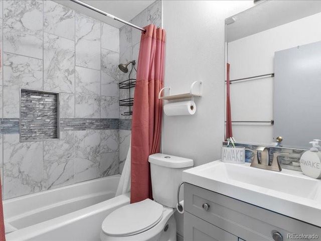 1800 S Monaco Street Parkway, Denver, CO 80224