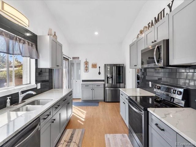 1800 S Monaco Street Parkway, Denver, CO 80224
