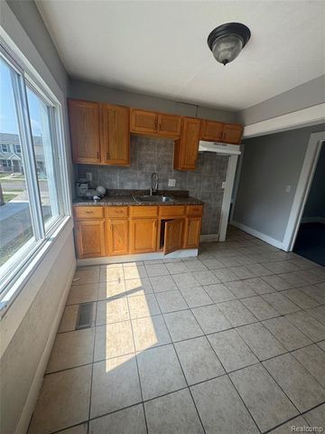 2176 Springle Street Street, Detroit, MI 48215