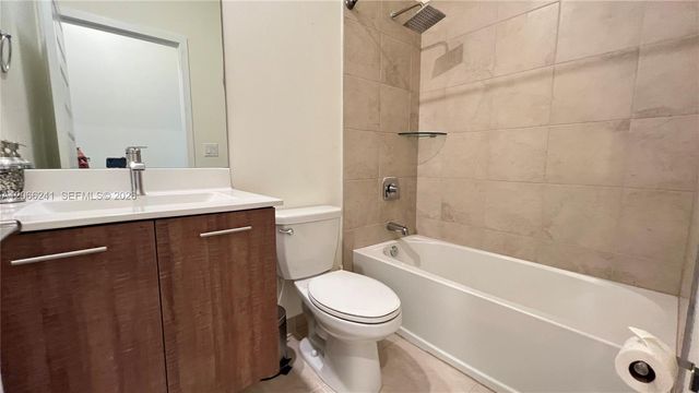 4738 NW 83rd Path 4738, Doral, FL 33166