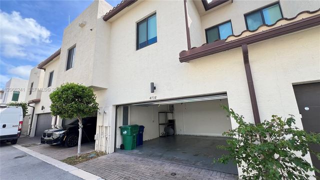 4738 NW 83rd Path 4738, Doral, FL 33166