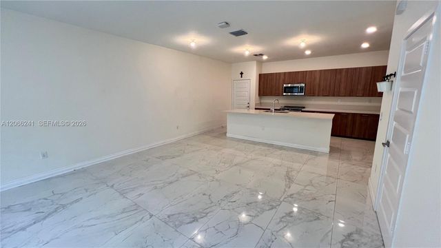 4738 NW 83rd Path 4738, Doral, FL 33166