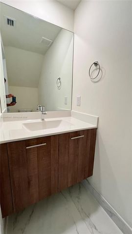 4738 NW 83rd Path 4738, Doral, FL 33166