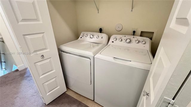 4738 NW 83rd Path 4738, Doral, FL 33166