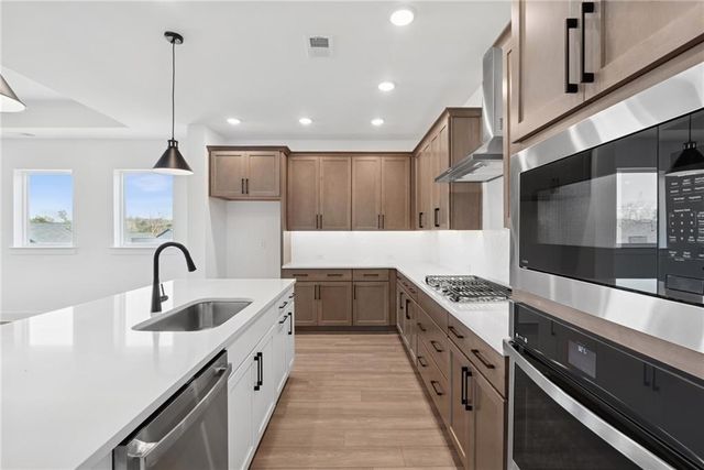 1049 Pine Bark Lane, Canton, GA 30114