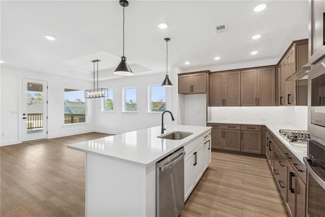 1049 Pine Bark Lane, Canton, GA 30114