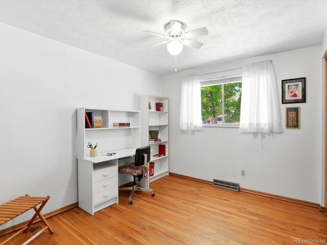 1433 Spencer St, Longmont, CO 80501