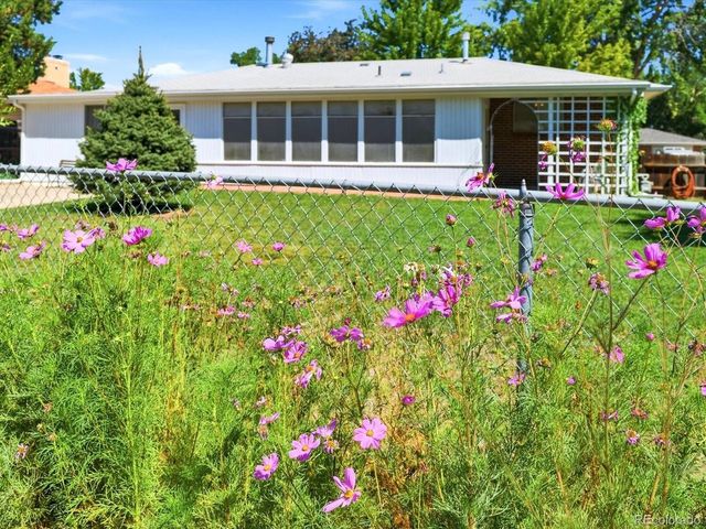 1433 Spencer St, Longmont, CO 80501