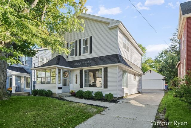 1362 Columbia Avenue, Grand Rapids, MI 49505