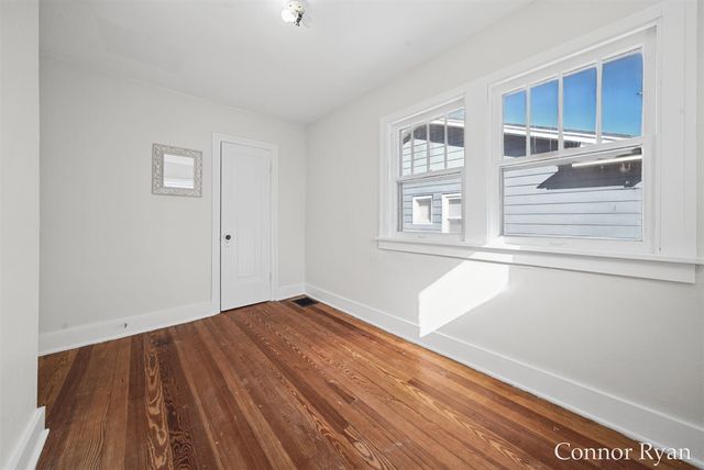 1362 Columbia Avenue, Grand Rapids, MI 49505