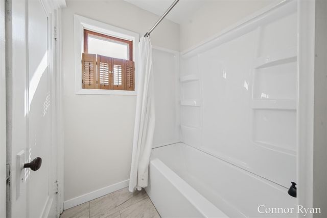 1362 Columbia Avenue, Grand Rapids, MI 49505