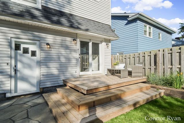 1362 Columbia Avenue, Grand Rapids, MI 49505