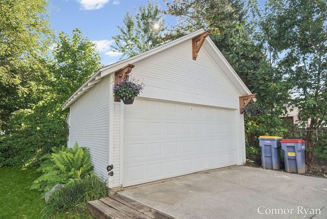 1362 Columbia Avenue, Grand Rapids, MI 49505