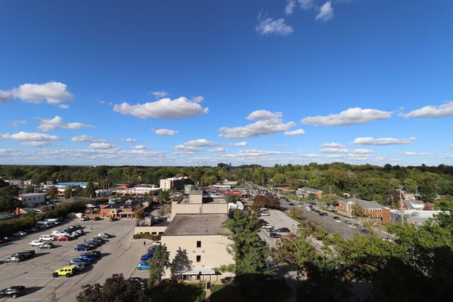 2121 Nicholasville Road 906, Lexington, KY 40503