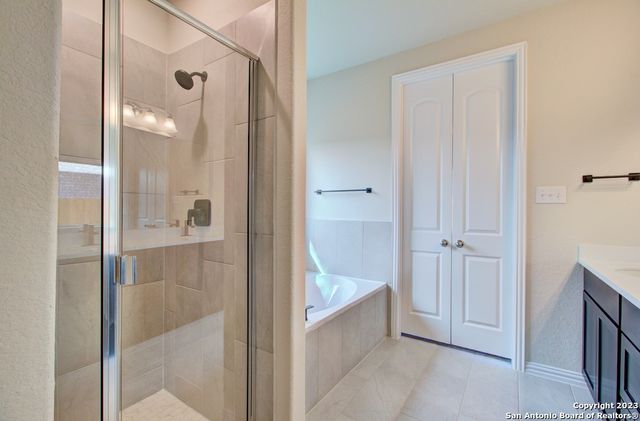 1822 Pining Street, New Braunfels, TX 78132