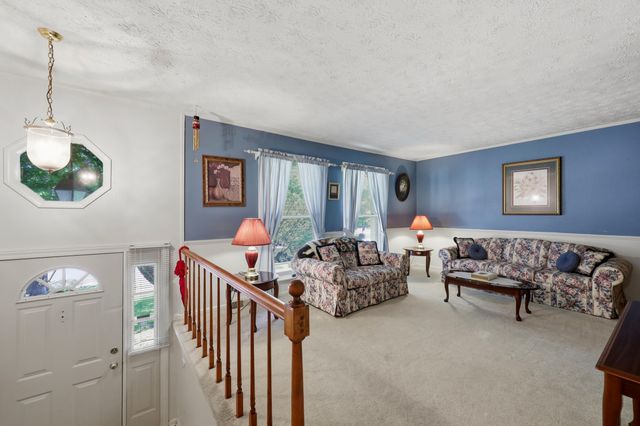 548 Cromwell Way, Lexington, KY 40503