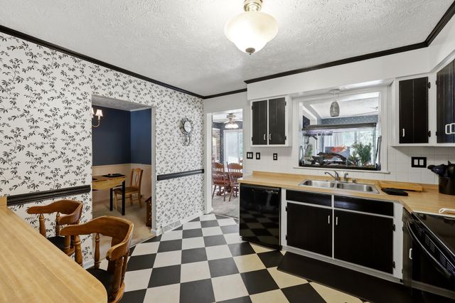 548 Cromwell Way, Lexington, KY 40503