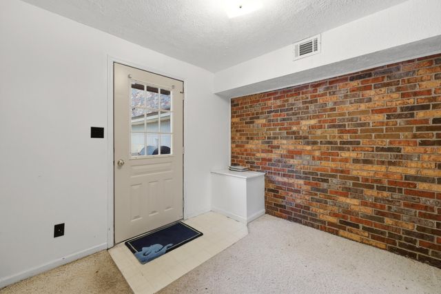 548 Cromwell Way, Lexington, KY 40503