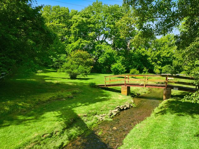 548 Cromwell Way, Lexington, KY 40503